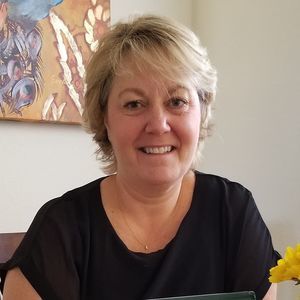 Meet your Posher, Renee